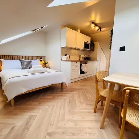 The Nook Londons Swanky Studio With Free Parking Exterior photo