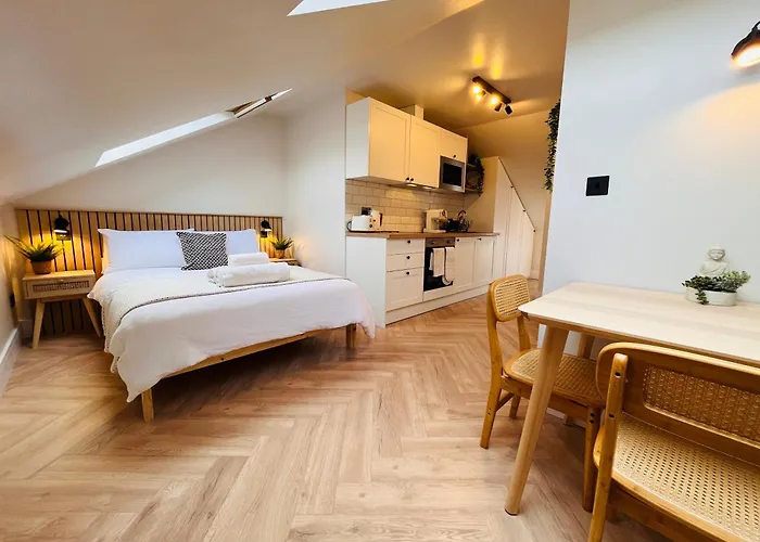 The Nook Londons Swanky Studio With Free Parking