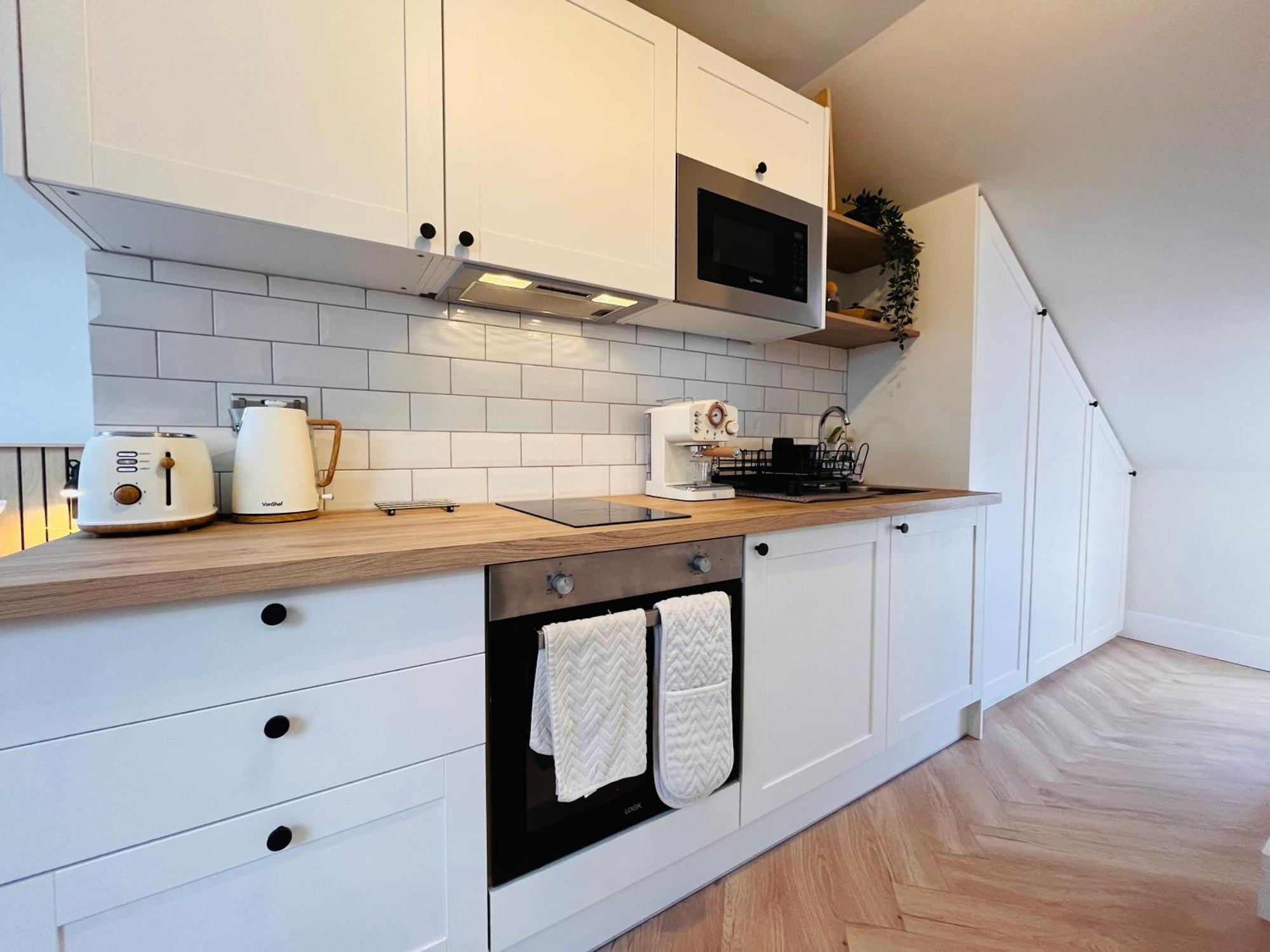 The Nook Londons Swanky With Free Parking Проживание в семье Лондон