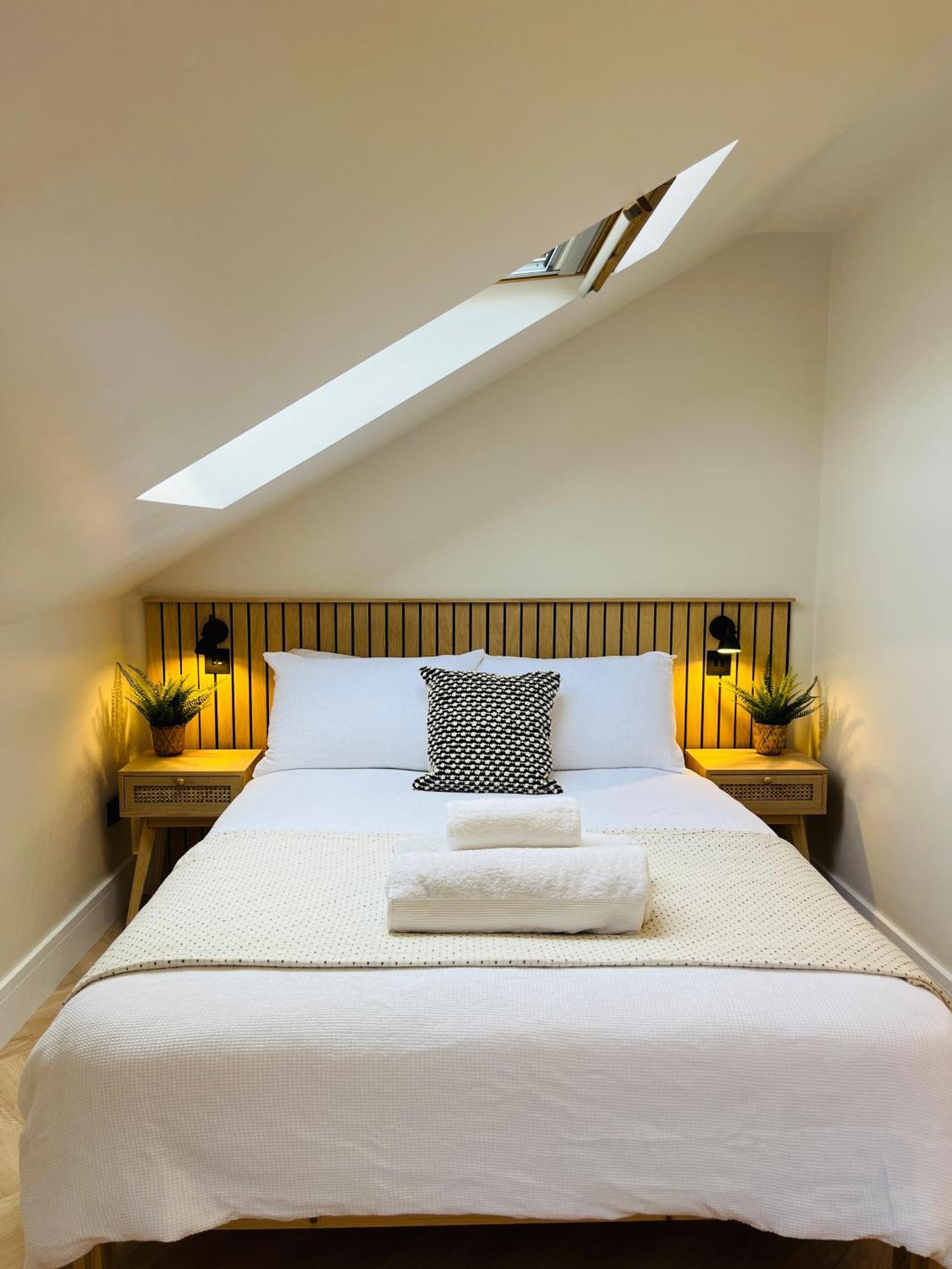 The Nook Londons Swanky With Free Parking