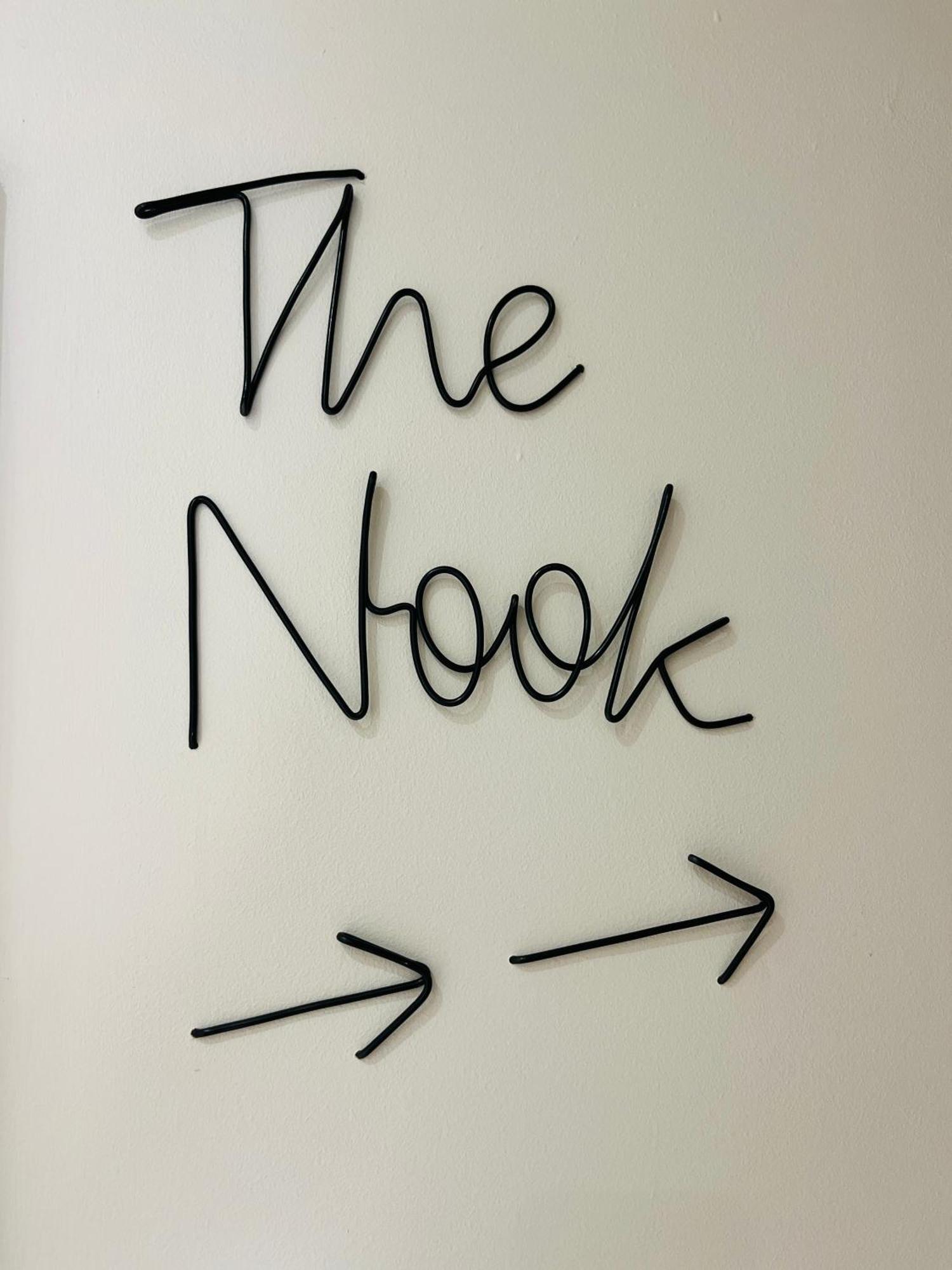 The Nook Londons Swanky With Free Parking * Лондон
