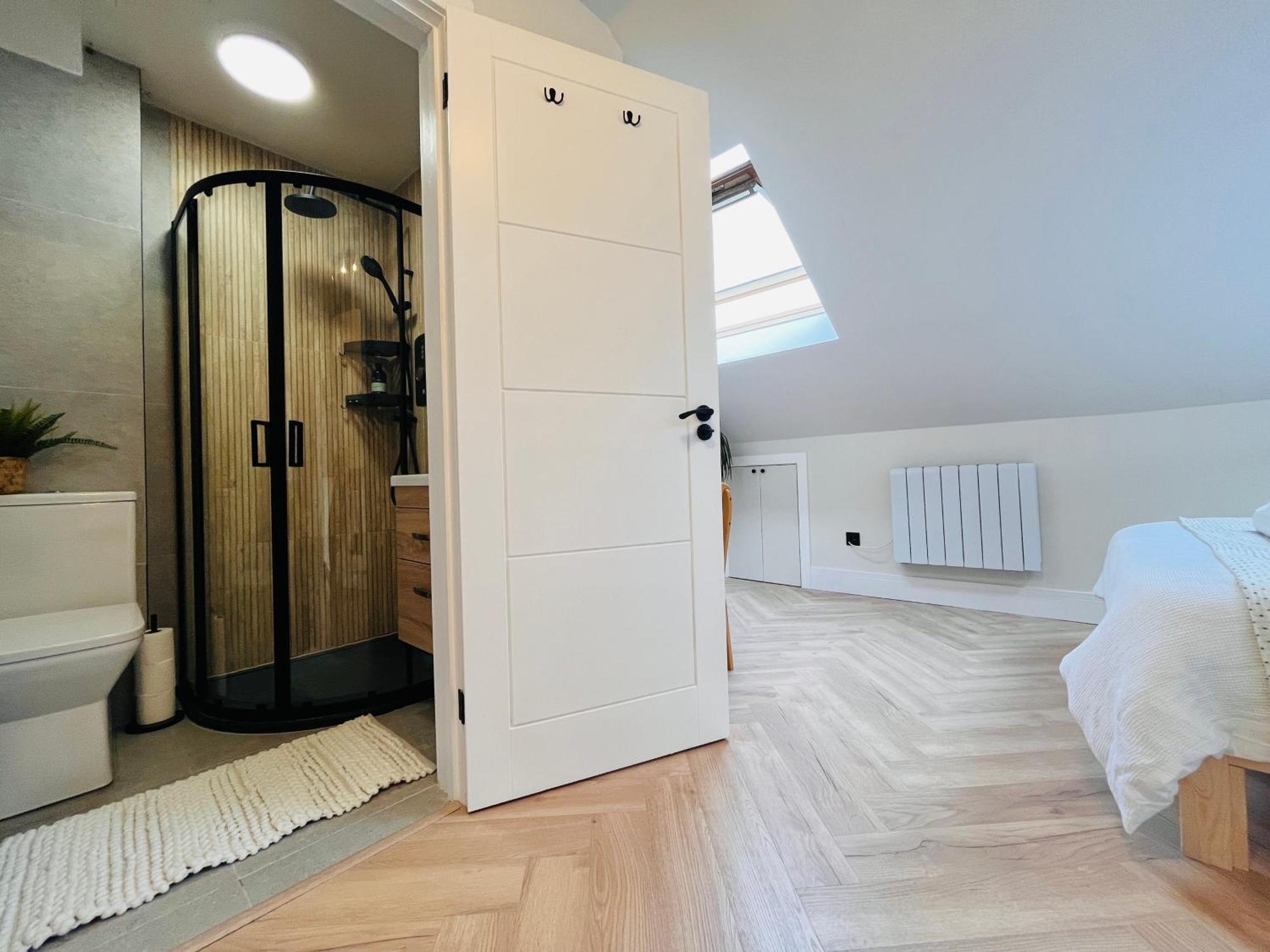 The Nook Londons Swanky With Free Parking Homestay London